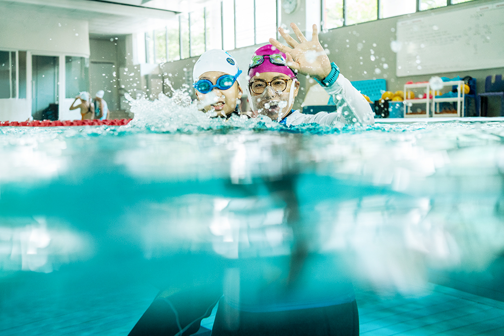 The Splash Jockey Club SwimABLE programme teaches children with special needs basic water safety skills, which enables them to have fun in the water.
