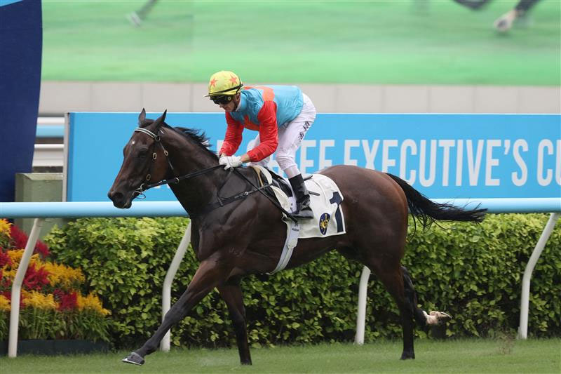 重溫「香港特區行政長官盃」精彩時刻