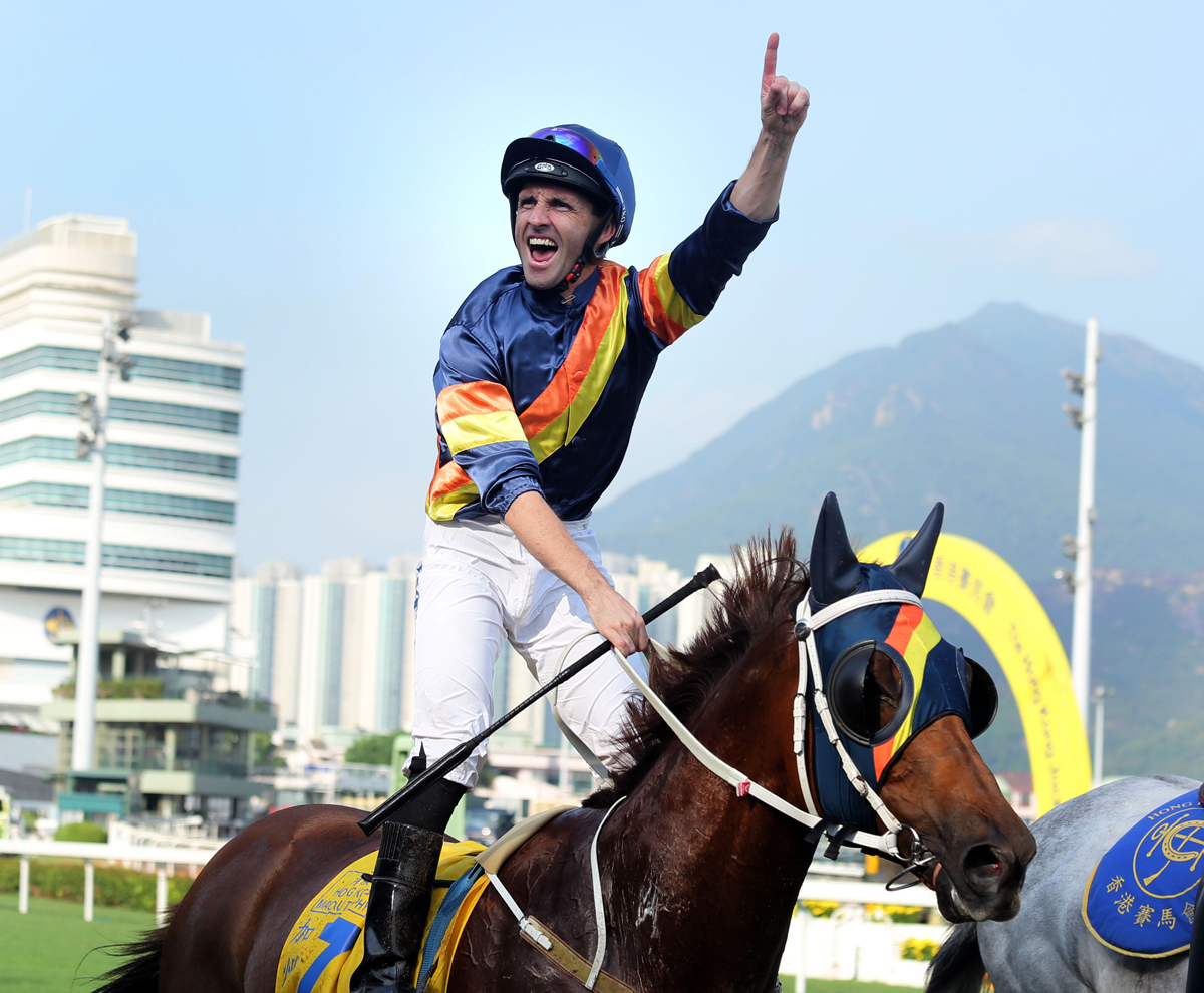由告東尼訓練的香港賽駒「加州議長」（7號馬），在郭能策騎下勝出今日於沙田馬場舉行的港澳盃。
