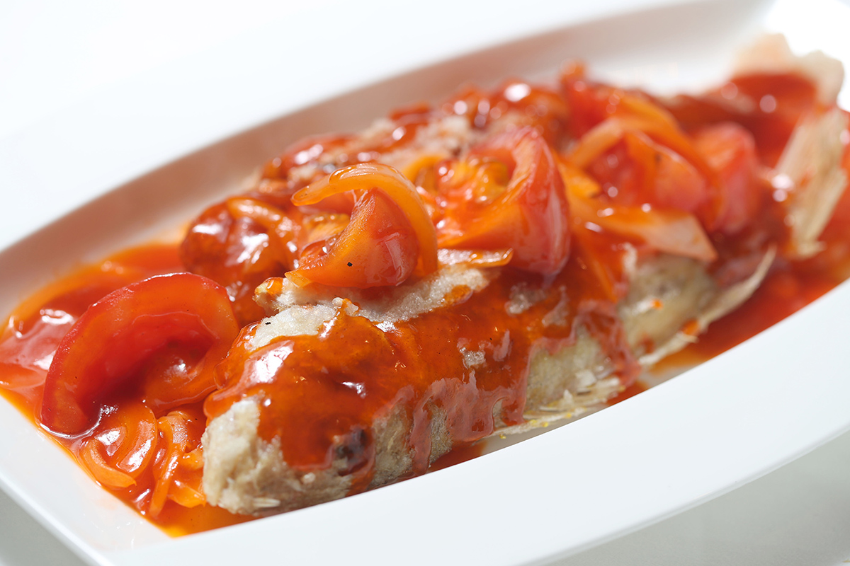 鮮茄燴紅衫魚配白飯