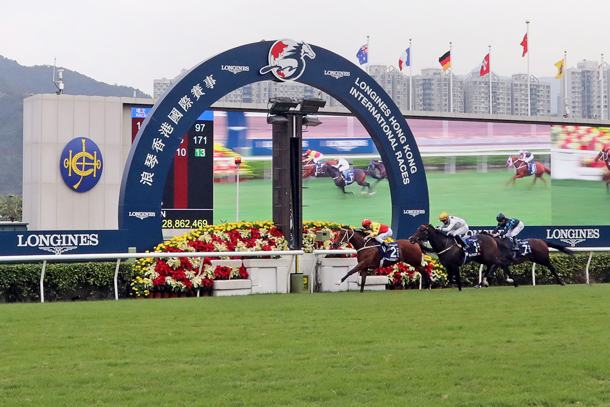 浪琴香港一哩錦標（1600米一級賽）是2022年全球百大一級賽排名榜上排名最高的香港賽事。