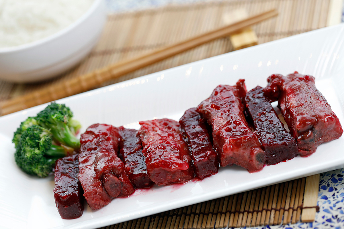 Braised Pork Spare Ribs with Beetroot, served with Rice