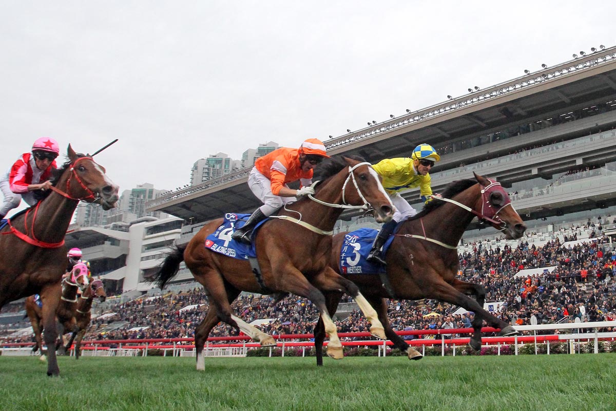 Werther (No. 3) claims his third course and distance win in last season’s G1 Hong Kong Gold Cup.