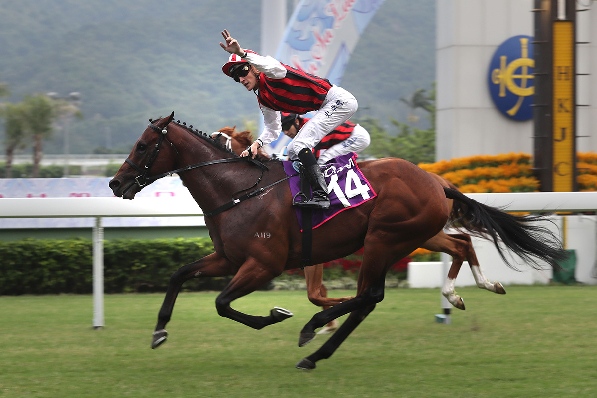 Nassa (No. 14), ridden by Chad Schofield, scores in the Sa Sa Ladies' Purse (Handicap), a Group 3 race over 1800m.