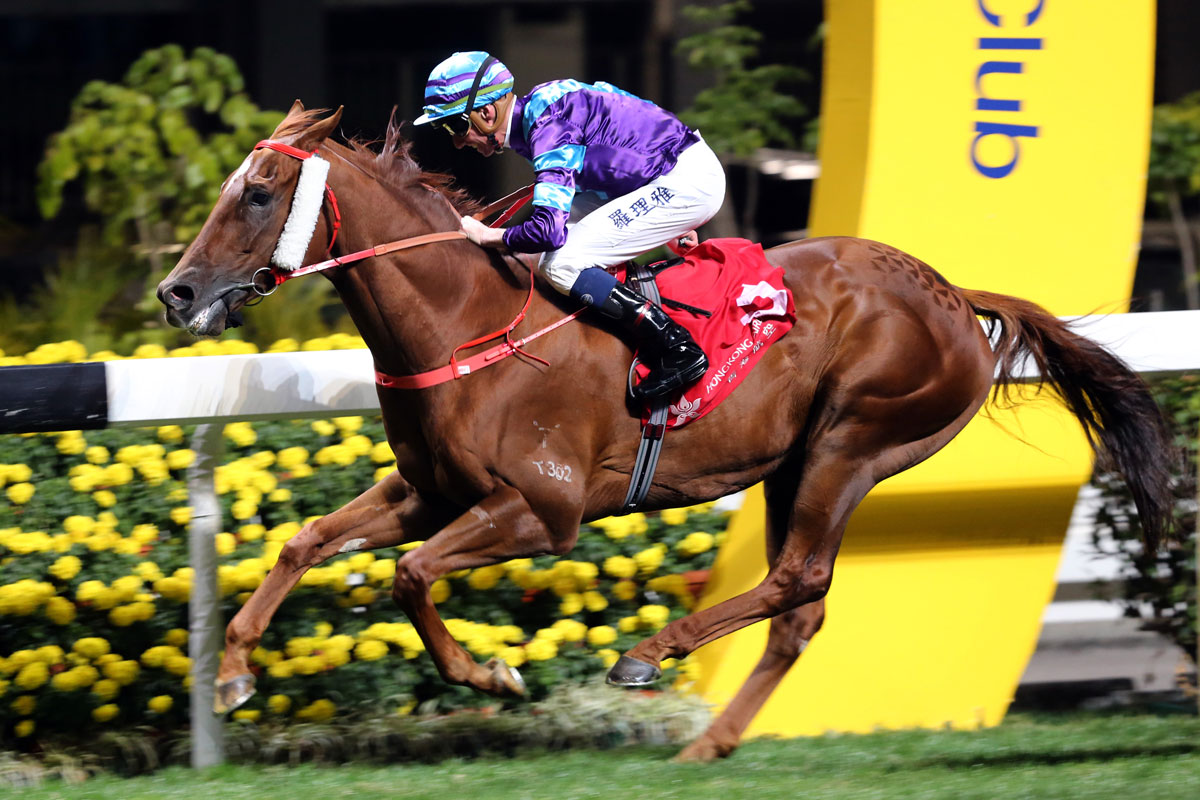 Charity Glory now leads the Hong Kong Airlines Million Challenge after scoring under Nash Rawiller.