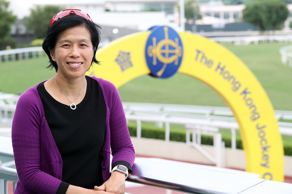 The Club’s Racing Development Board Executive Manager and Headmistress of the Apprentice Jockeys’ School, Amy Chan, encourages young people who aspire to career in horse racing to seize this opportunity for a bright future.