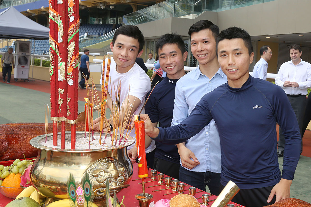 Racing officials and the Jockey Club’s apprentices make their wishes for the new season at this afternoon’s bai sun ceremony.