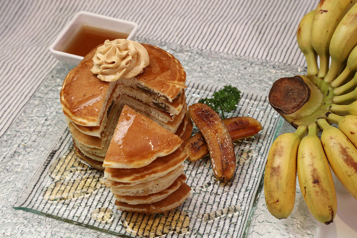 Pan Cakes with Musa Banana and Peanut Butter