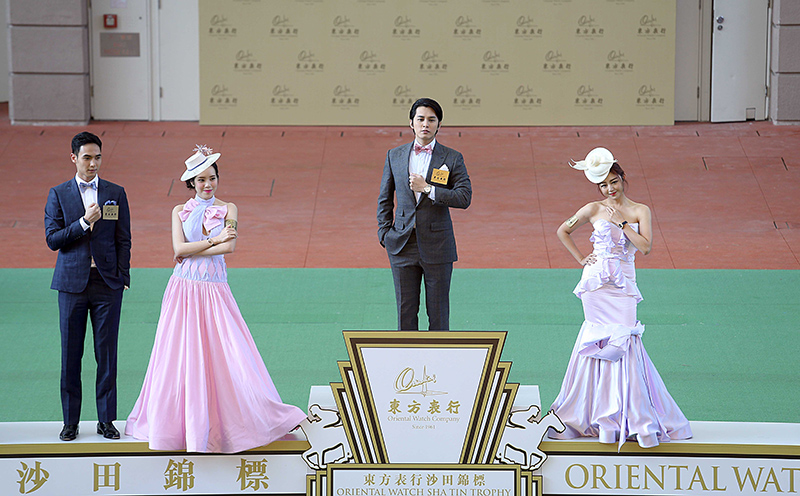 A spectacular watch and fashion show displaying luxury timepieces was held at the racecourse. The show featured celebrities Matthew Ho, Michelle Wai, Angus Yeung and Jessica Jann alongside models showing off evening gowns and suits from tailoring partner Ascot Chang and Hong Kong designer Pius Cheung.