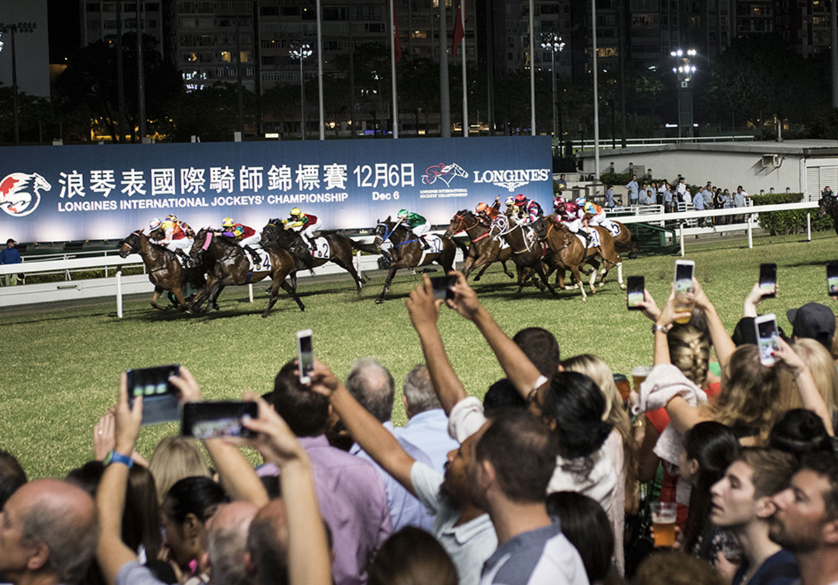 On Wednesday, 4 December at Happy Valley Racecourse, fans will be able to enjoy world class racing action.