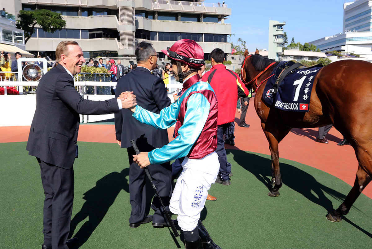 Moreira and Size celebrate an emotional victory.