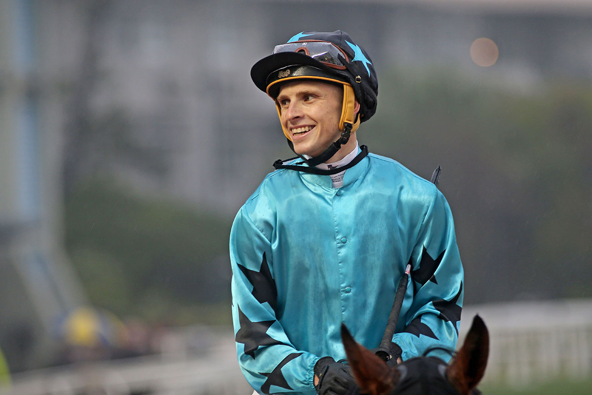 Lyle Hewitson is back in familiar surroundings.